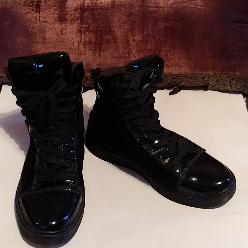Dr. Martens